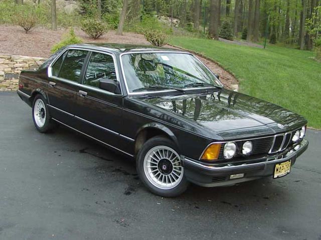 http://www.bmw-e23.com/images/bmw_e23_745i_1983.jpg